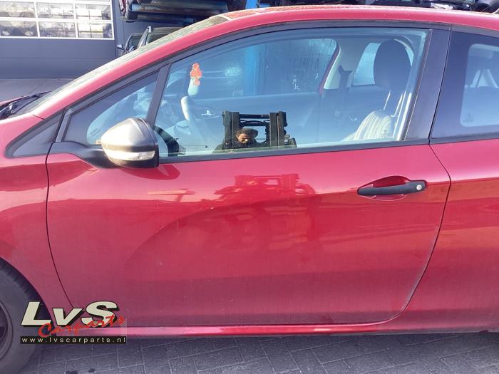 Peugeot 208 Door 2-door, left