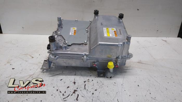 Mitsubishi Outlander Omvormer