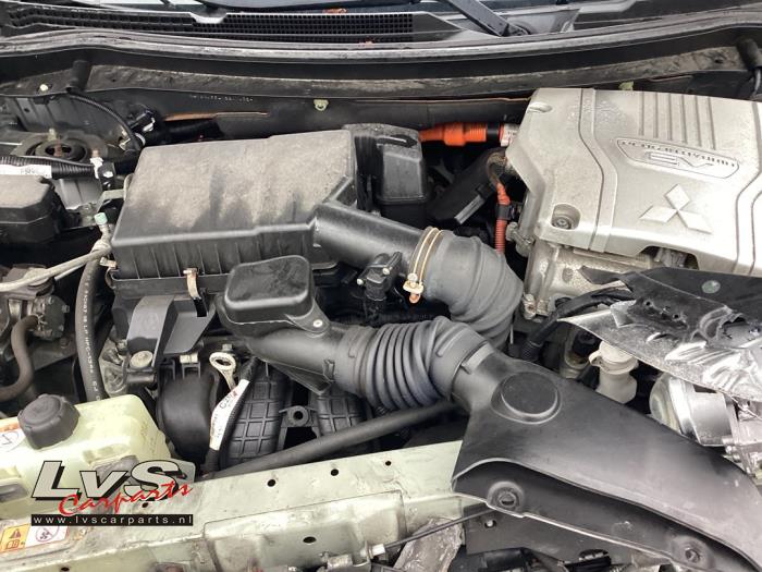 Mitsubishi Outlander Motor