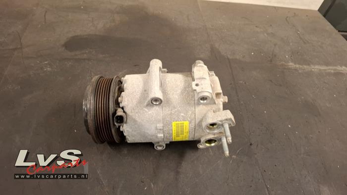 Ford Fiesta Pompe clim