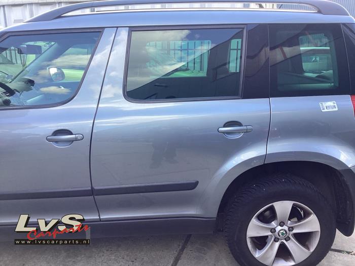 Skoda Yeti Portière 4portes arrière gauche