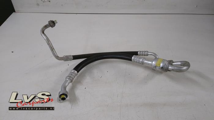 Opel Astra Air conditioning line