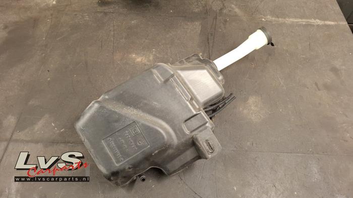 Opel Astra Ruitensproeiertank voor