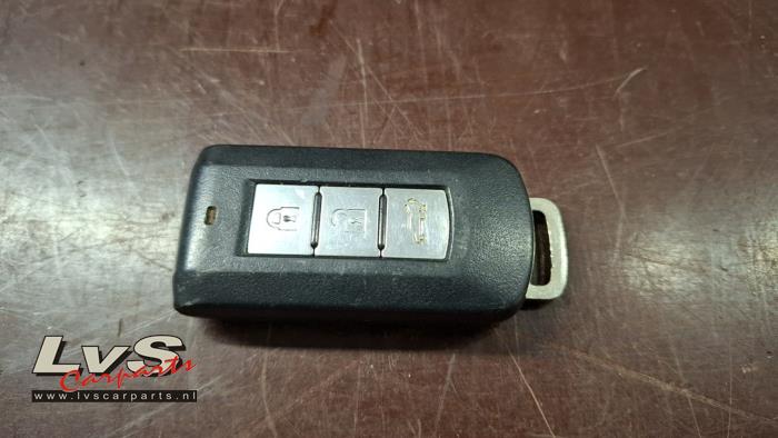 Mitsubishi Outlander Key