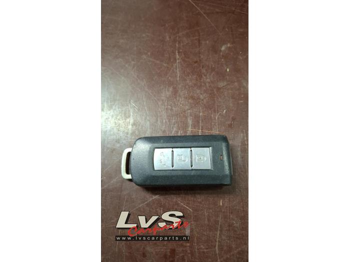 Mitsubishi Outlander Key