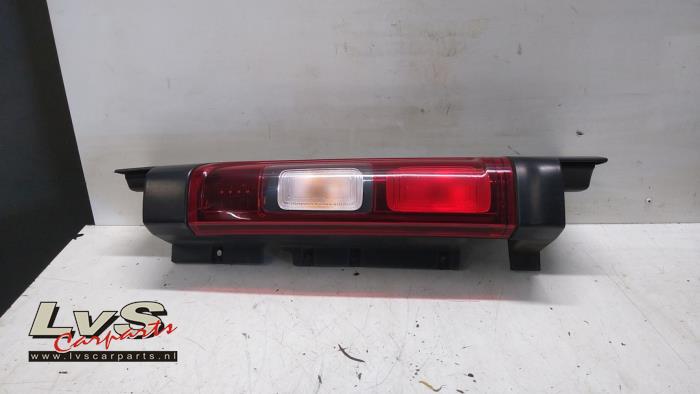 Opel Vivaro Taillight, right