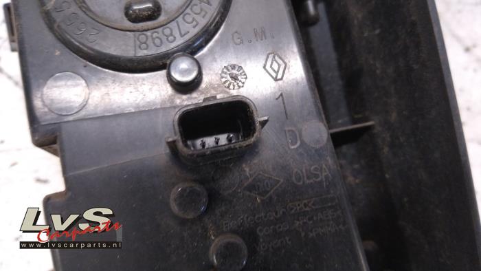 Opel Vivaro Reversing light, right