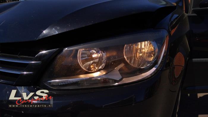 Volkswagen Touran Phare gauche