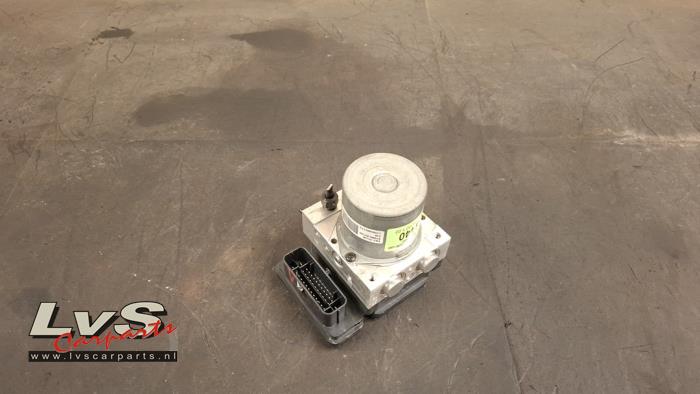 Hyundai I30 ABS pump