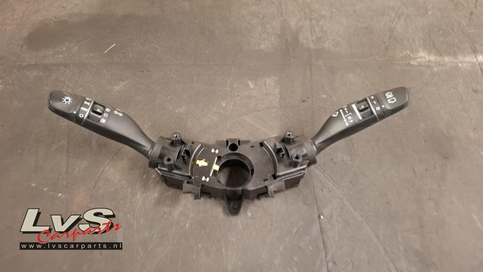 Hyundai I30 Steering column stalk