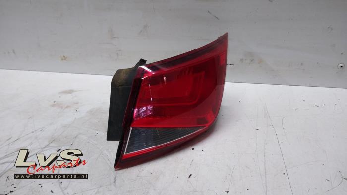 Seat Leon Feu arrière droit