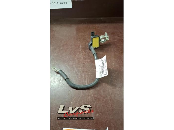 Volkswagen Polo Borne de batterie