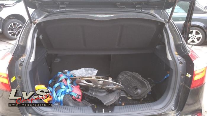 Kia Rio Plage arrière