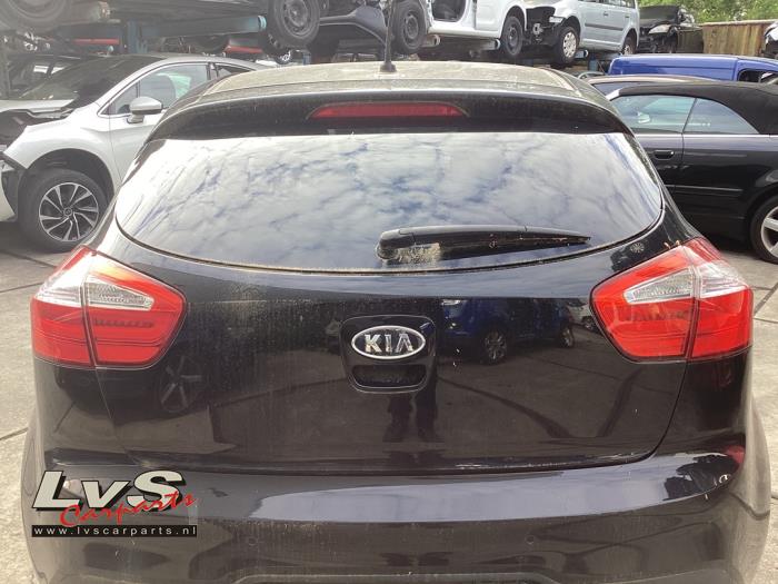 Kia Rio Hayon