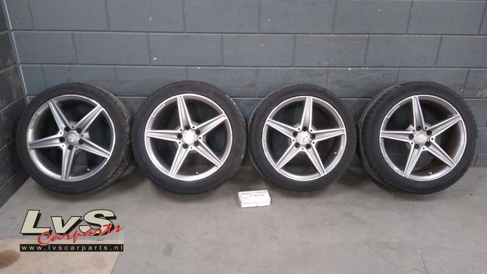 Mercedes C-Klasse Kit jantes + pneumatiques