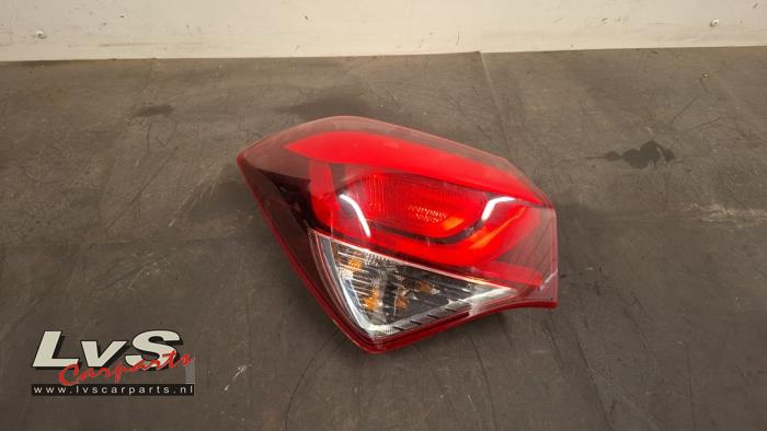 Hyundai I20 Feu arrière gauche