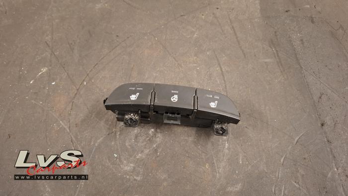 Kia Picanto Seat heating switch