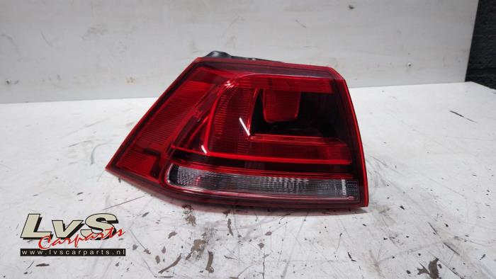 Volkswagen Golf Taillight, left