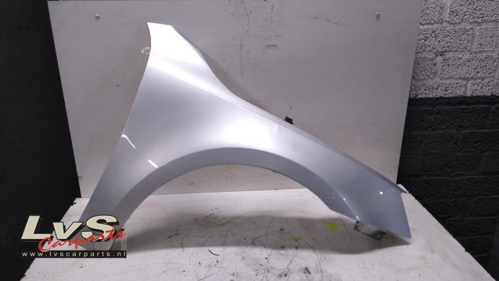 Skoda Octavia Front wing, right