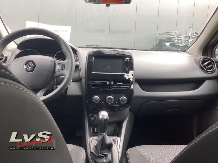 Renault Clio Airbag set + dashboard