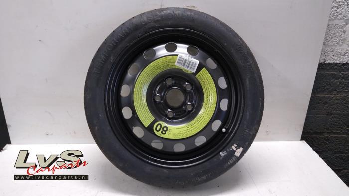 Volkswagen Golf Space-saver spare wheel