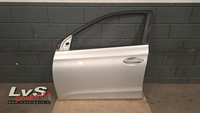 Hyundai I20 Portier 4Deurs links-voor