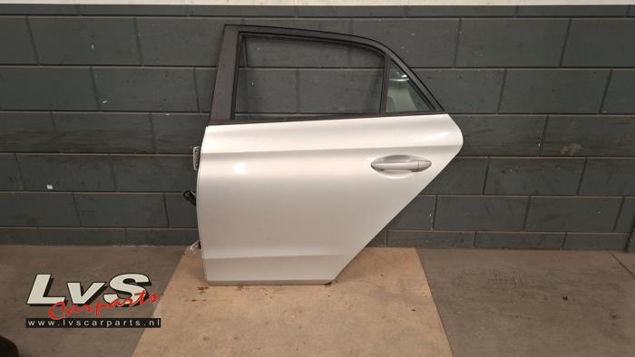 Hyundai I20 Rear door 4-door, left
