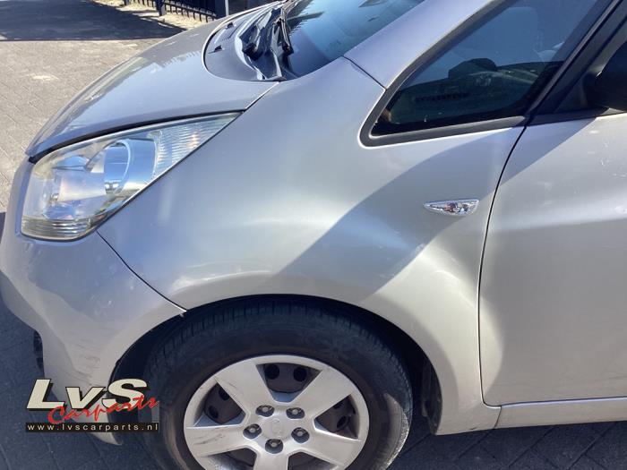 Kia Venga Scherm links-voor
