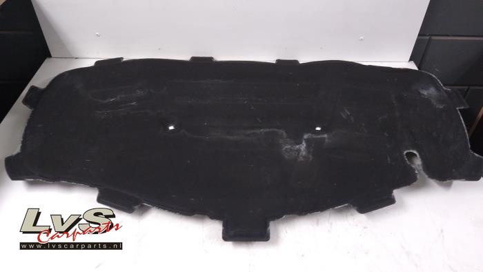 Audi A3 Revêtement capot