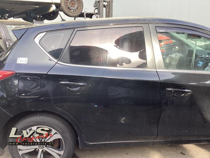 Nissan Pulsar Rear door 4-door, right