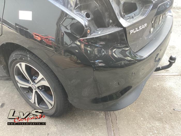 Nissan Pulsar Achterbumper