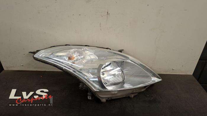 Suzuki Swift Koplamp rechts
