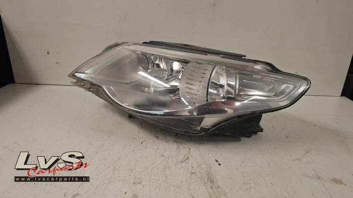 Volkswagen Passat Koplamp links