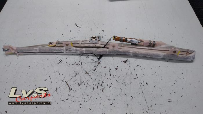 Volkswagen Passat Airbag hemel links