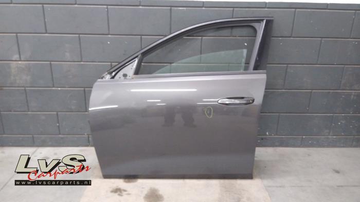 Opel Astra Tür 4-türig links vorne