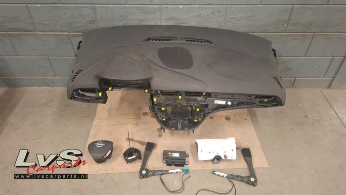 Opel Corsa Airbag set + dashboard