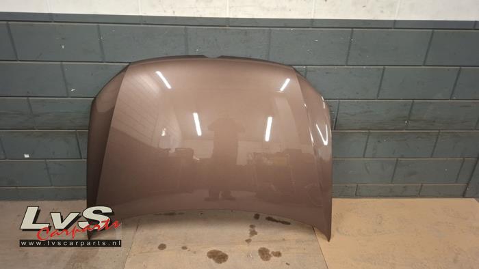 Volkswagen Polo Capot