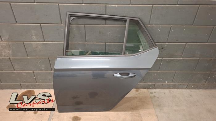 Skoda Fabia Rear door 4-door, left