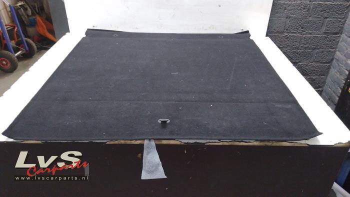 Opel Astra Coffre tapis