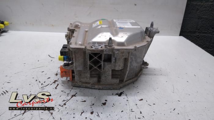Opel Astra Chargeur embarqué