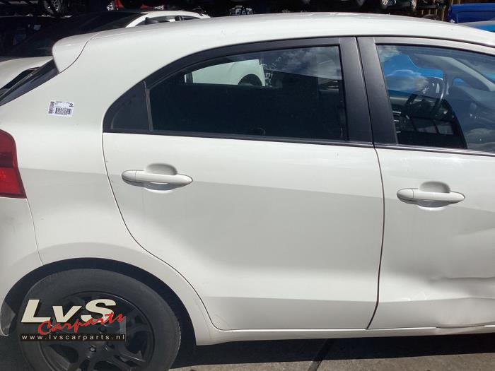 Kia Rio Portier 4Deurs rechts-achter