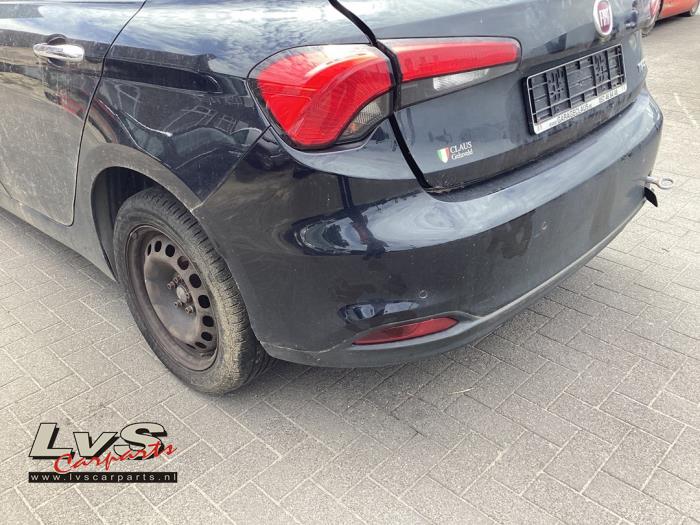 Fiat Tipo Pare-chocs arrière