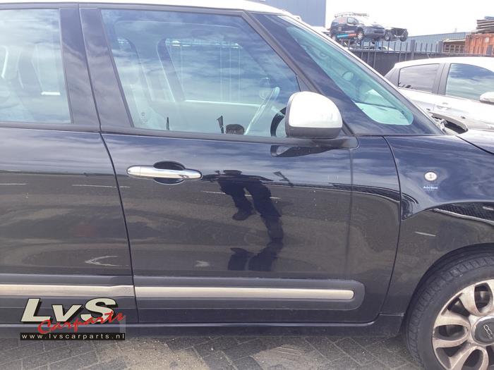 Fiat 500L Front door 4-door, right
