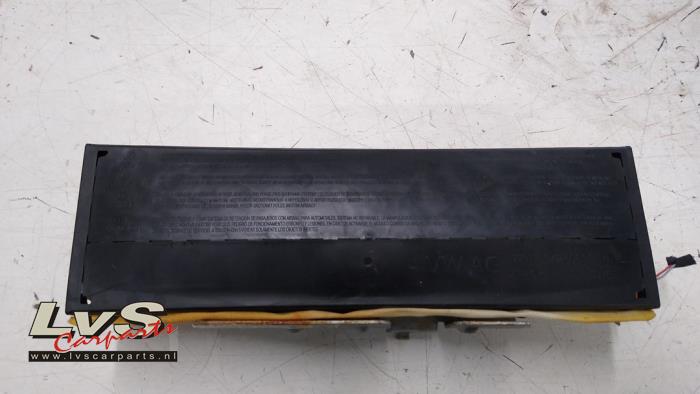 Skoda Octavia Airbag genou