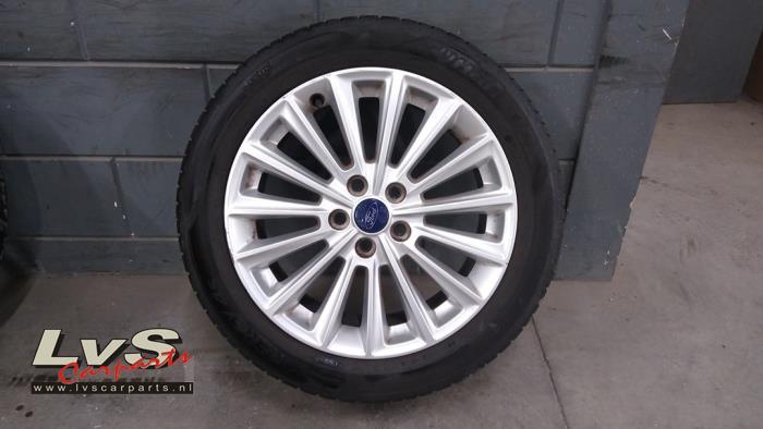 Ford Focus Jante + pneumatique