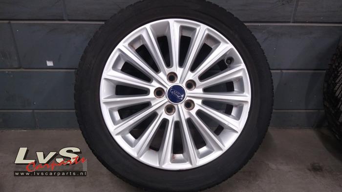 Ford Focus Jante + pneumatique