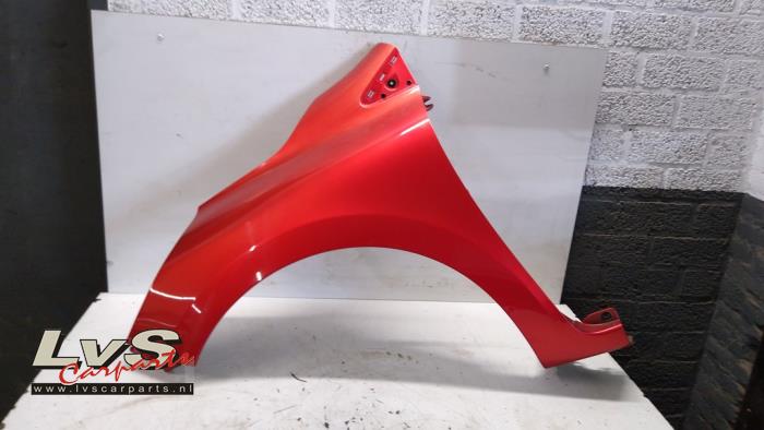 Renault Clio Front wing, left