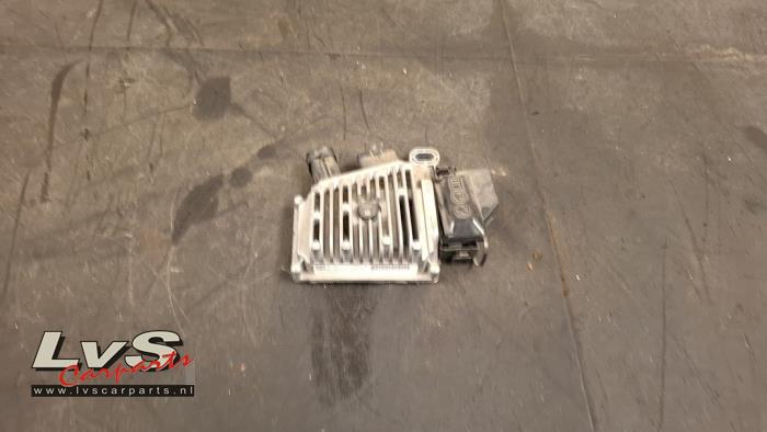 Opel Astra Battery control module