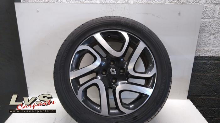 Renault Clio Wheel + tyre