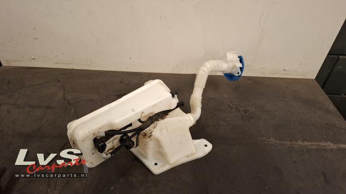 Skoda Octavia Ruitensproeiertank voor